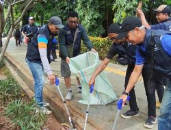 Alun-Alun Bogor Diserbu Sampah Usai Libur Panjang: PWI, BJB dan Pemkot Turun Tangan